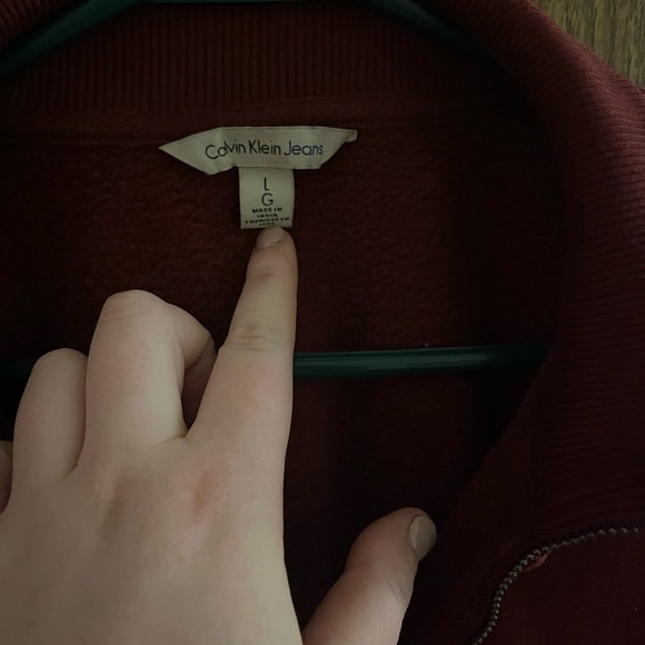 Calvin Klein Sweater - Picture 2 of 2